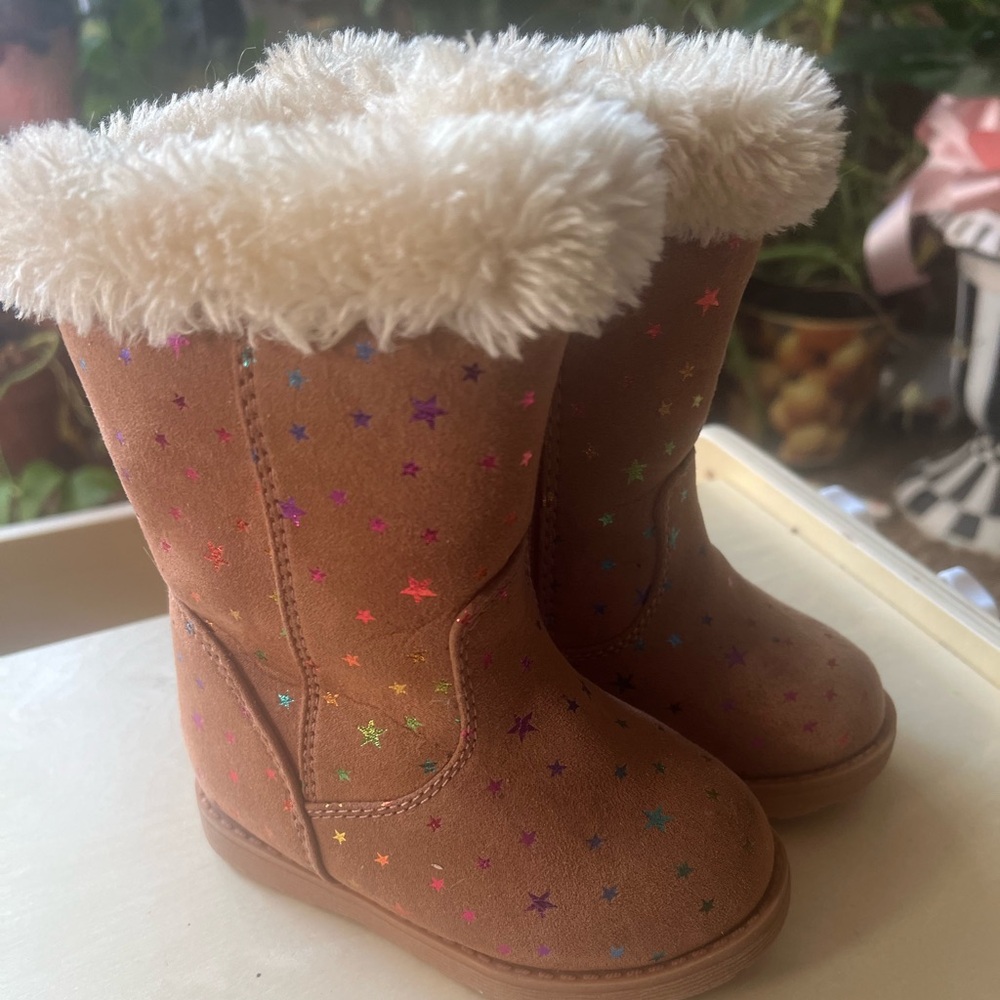 Cat & Jack Brown Kids Boots with Colorful Stars